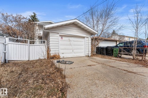 8759 92 Avenue, Edmonton, AB - Outdoor