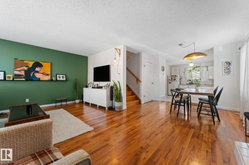 8759 92 Avenue, Edmonton, AB - Indoor