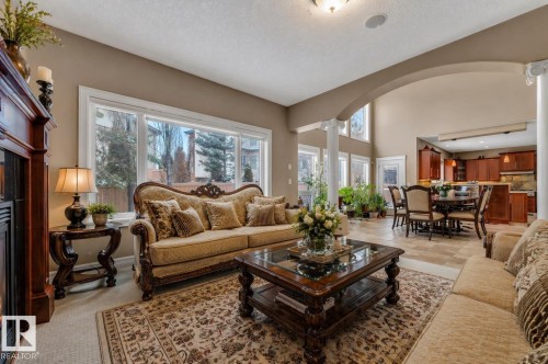 1181 Hollands Way, Edmonton, AB 