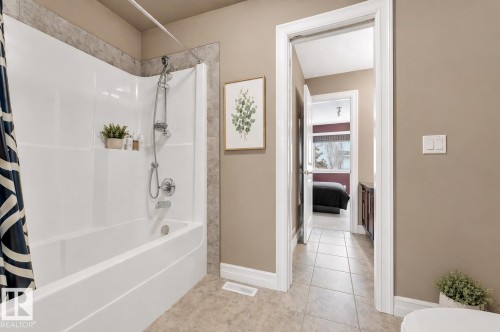 1181 Hollands Way, Edmonton, AB 