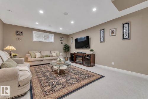 1181 Hollands Way, Edmonton, AB 