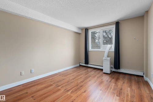206 9929 113 Street, Edmonton, AB - Indoor Photo Showing Other Room