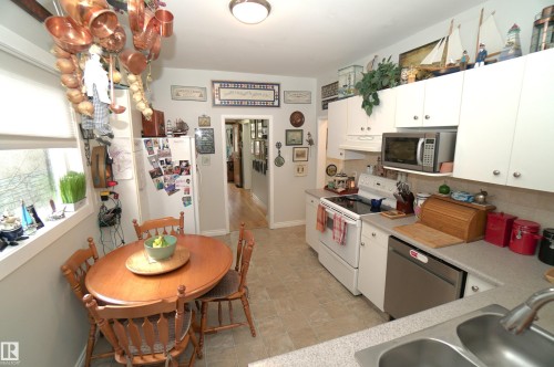 10026 87 Avenue, Edmonton, AB - Indoor