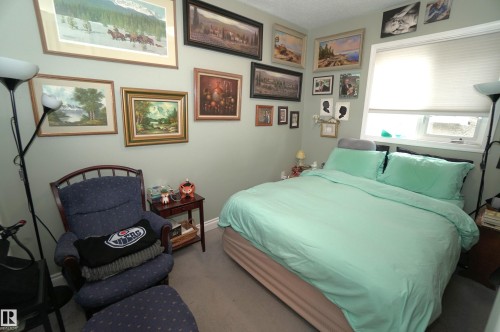 10026 87 Avenue, Edmonton, AB - Indoor Photo Showing Bedroom