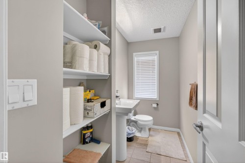 9 320 Secord Boulevard, Edmonton, AB - Indoor Photo Showing Bathroom
