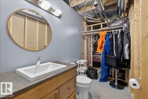 55 Silverstone Drive, Stony Plain, AB - Indoor Photo Showing Bathroom