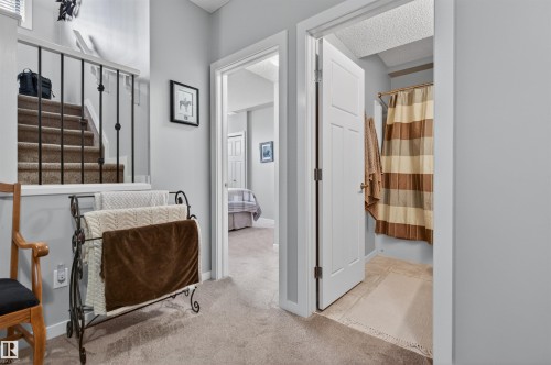 6808 Cardinal Link, Edmonton, AB - Indoor Photo Showing Other Room