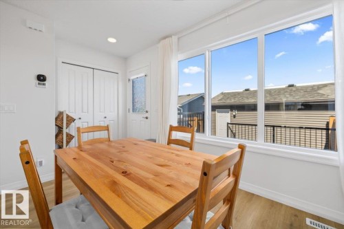 2418 Trumpeter Way, Edmonton, AB - Indoor Photo Showing Dining Room