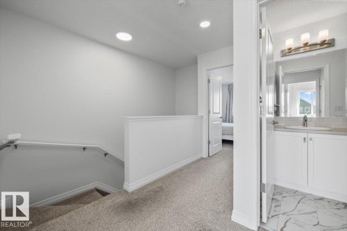 2418 Trumpeter Way, Edmonton, AB - Indoor Photo Showing Other Room