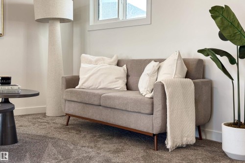 Sitting room featuring carpet floors - 33 Sun Meadows Cl, Stony Plain, AB - Indoor