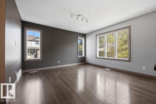 21 2005 70 Street, Edmonton, AB - Indoor Photo Showing Other Room