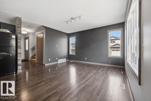 21 2005 70 Street, Edmonton, AB - Indoor Photo Showing Other Room