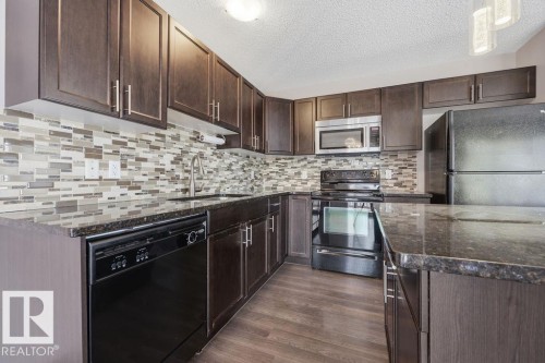 21 2005 70 Street, Edmonton, AB - Indoor Photo Showing Kitchen With Upgraded Kitchen