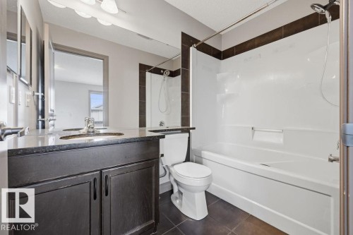 21 2005 70 Street, Edmonton, AB - Indoor Photo Showing Bathroom