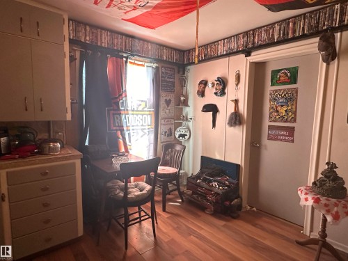 Image quality insufficient for description - 10528 100 Avenue, Westlock, AB - Indoor
