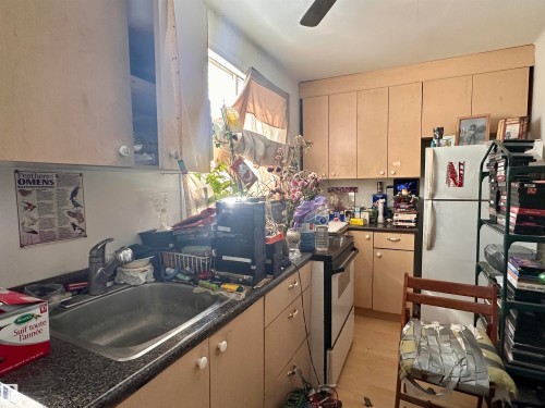 Image quality insufficient for description - 10528 100 Avenue, Westlock, AB - Indoor Photo Showing Kitchen