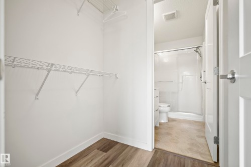 127 812 Welsh Drive, Edmonton, AB - Indoor