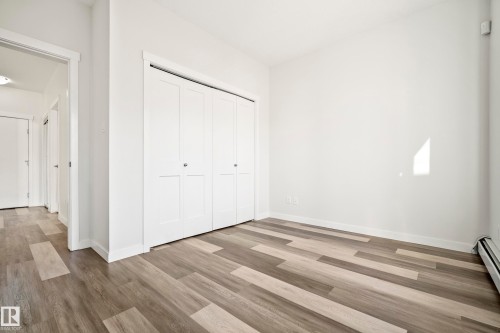 127 812 Welsh Drive, Edmonton, AB - Indoor Photo Showing Other Room