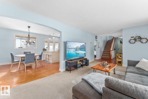 218 Pine Avenue, Cold Lake, AB - Indoor Photo Showing Living Room