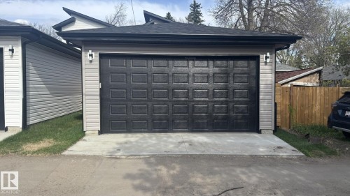 11138 126 Street E, Edmonton, AB - Outdoor