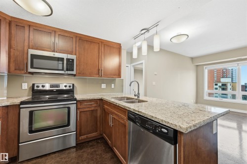 805 10055 118 Street, Edmonton, AB - Indoor Photo Showing Kitchen With Stainless Steel Kitchen With Double Sink