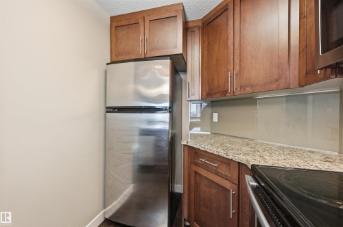 805 10055 118 Street, Edmonton, AB - Indoor Photo Showing Kitchen