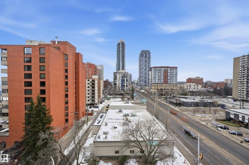 805 10055 118 Street, Edmonton, AB - Outdoor