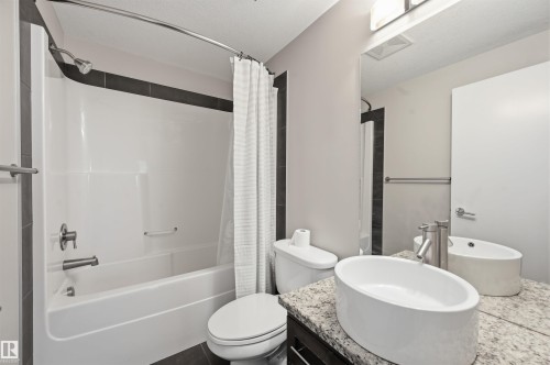 805 10055 118 Street, Edmonton, AB - Indoor Photo Showing Bathroom