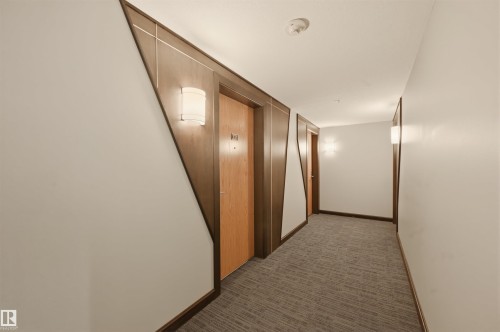 805 10055 118 Street, Edmonton, AB - Indoor Photo Showing Other Room