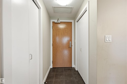805 10055 118 Street, Edmonton, AB - Indoor Photo Showing Other Room
