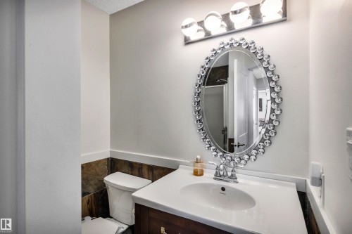 9 Ebony Way, St. Albert, AB - Indoor Photo Showing Bathroom