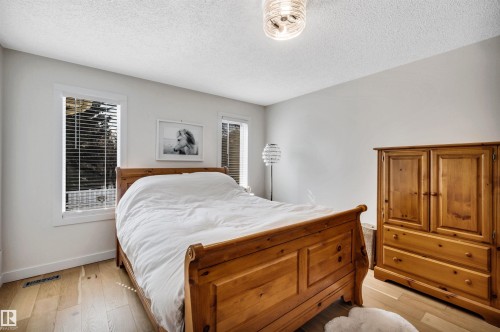 9 Ebony Way, St. Albert, AB - Indoor Photo Showing Bedroom