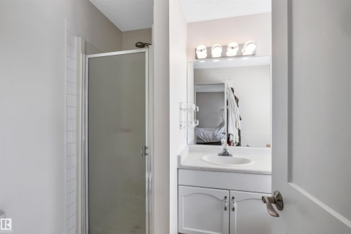 9 Ebony Way, St. Albert, AB - Indoor Photo Showing Bathroom