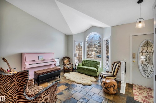 9 Ebony Way, St. Albert, AB - Indoor