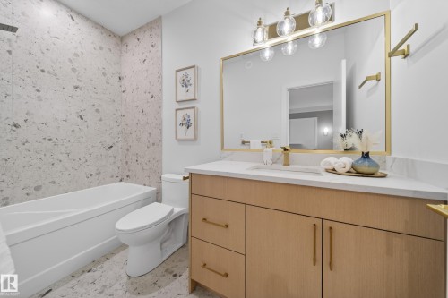 3507 45 Avenue, Beaumont, AB - Indoor Photo Showing Bathroom