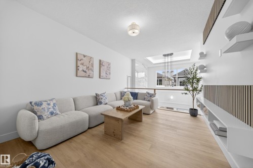 3507 45 Avenue, Beaumont, AB - Indoor Photo Showing Living Room