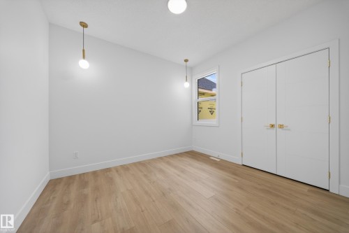3507 45 Avenue, Beaumont, AB - Indoor Photo Showing Other Room