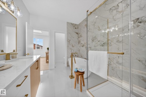 3507 45 Avenue, Beaumont, AB - Indoor Photo Showing Bathroom