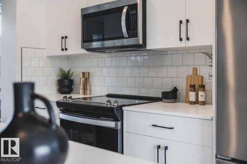 345 Rankin Drive, St. Albert, AB - Indoor Photo Showing Kitchen