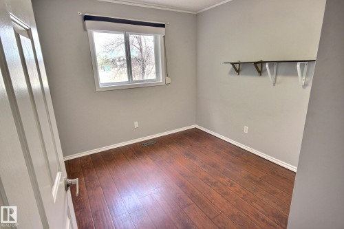 12327 45 Street, Edmonton, AB - Indoor Photo Showing Other Room