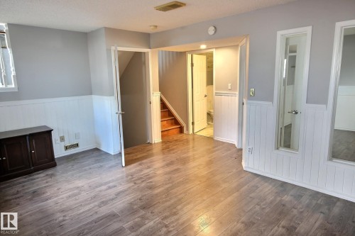 12327 45 Street, Edmonton, AB - Indoor Photo Showing Other Room