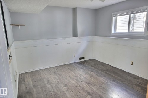 12327 45 Street, Edmonton, AB - Indoor Photo Showing Other Room