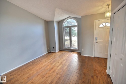 12327 45 Street, Edmonton, AB - Indoor Photo Showing Other Room