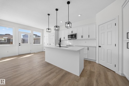 227 Deer Valley Drive, Leduc, AB - Indoor Photo Showing Kitchen