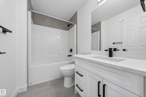 227 Deer Valley Drive, Leduc, AB - Indoor Photo Showing Bathroom