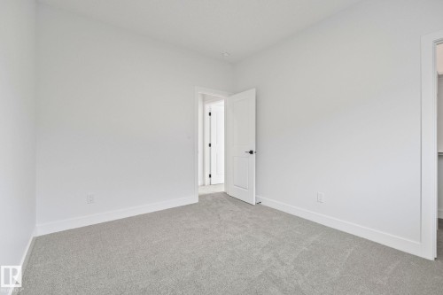 Edmonton, AB - Indoor Photo Showing Other Room