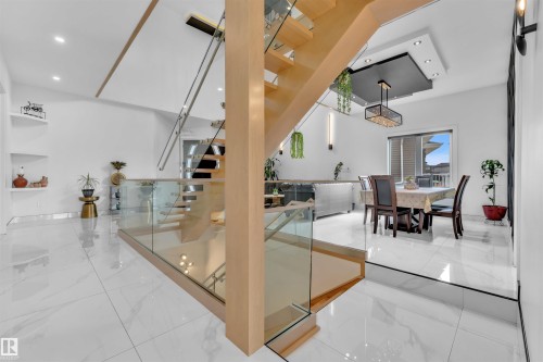 8118 Orchards Green, Edmonton, AB - Indoor