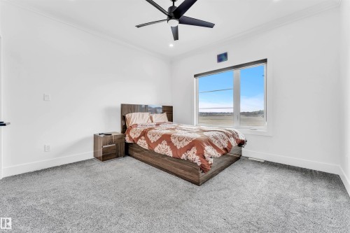 8118 Orchards Green, Edmonton, AB - Indoor Photo Showing Bedroom