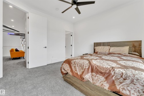 8118 Orchards Green, Edmonton, AB - Indoor Photo Showing Bedroom