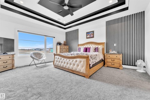 8118 Orchards Green, Edmonton, AB - Indoor Photo Showing Bedroom